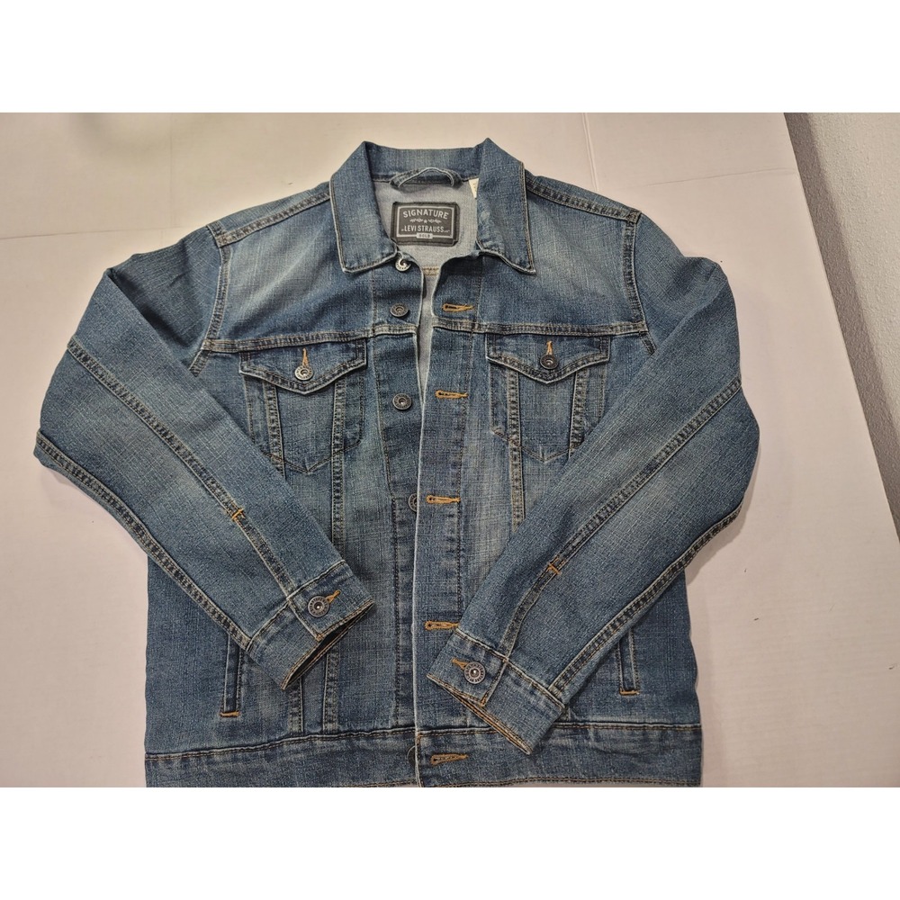 signature black label Levi Strauss gold jean jacket woman medium
